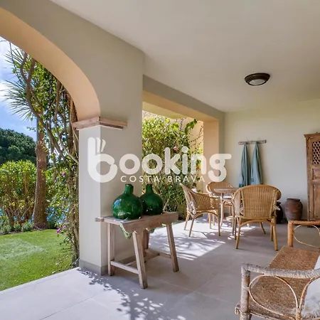 Velas I: Beachfront With Sea Views And Pool Access Apartment