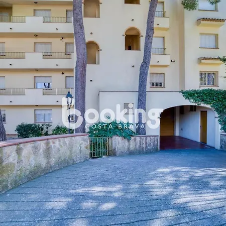Apartment Velas I: Beachfront With Sea Views And Pool Access S'Agaro