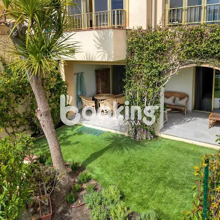 Velas I: Beachfront With Sea Views And Pool Access * S'Agaro