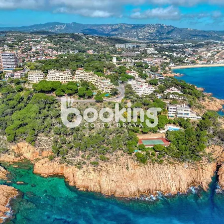 Velas I: Beachfront With Sea Views And Pool Access * S'Agaro